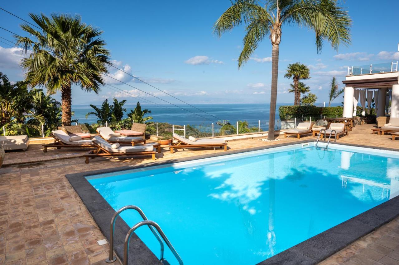 Luxury Taorum Villa With Spectacular Sea Views In Taormina Eksteriør bilde