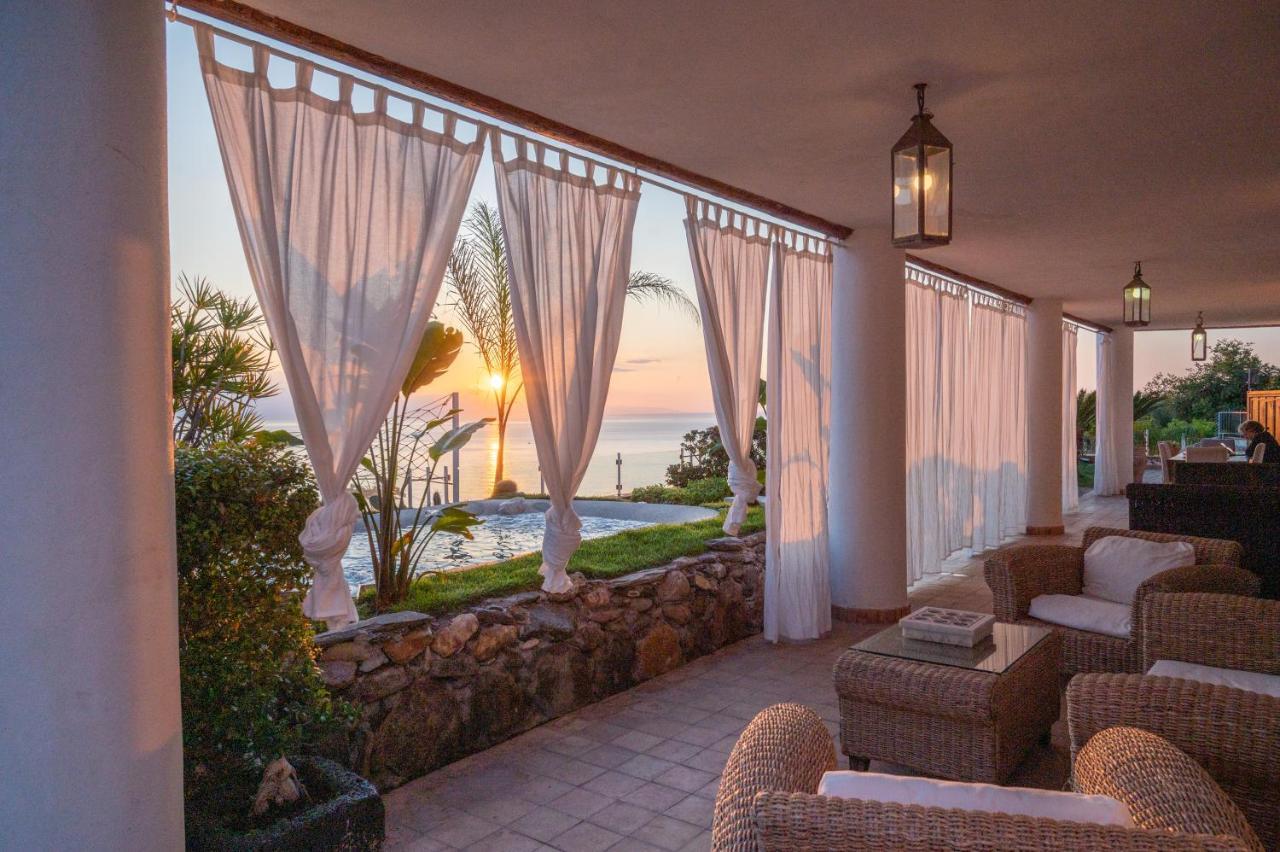 Luxury Taorum Villa With Spectacular Sea Views In Taormina Eksteriør bilde