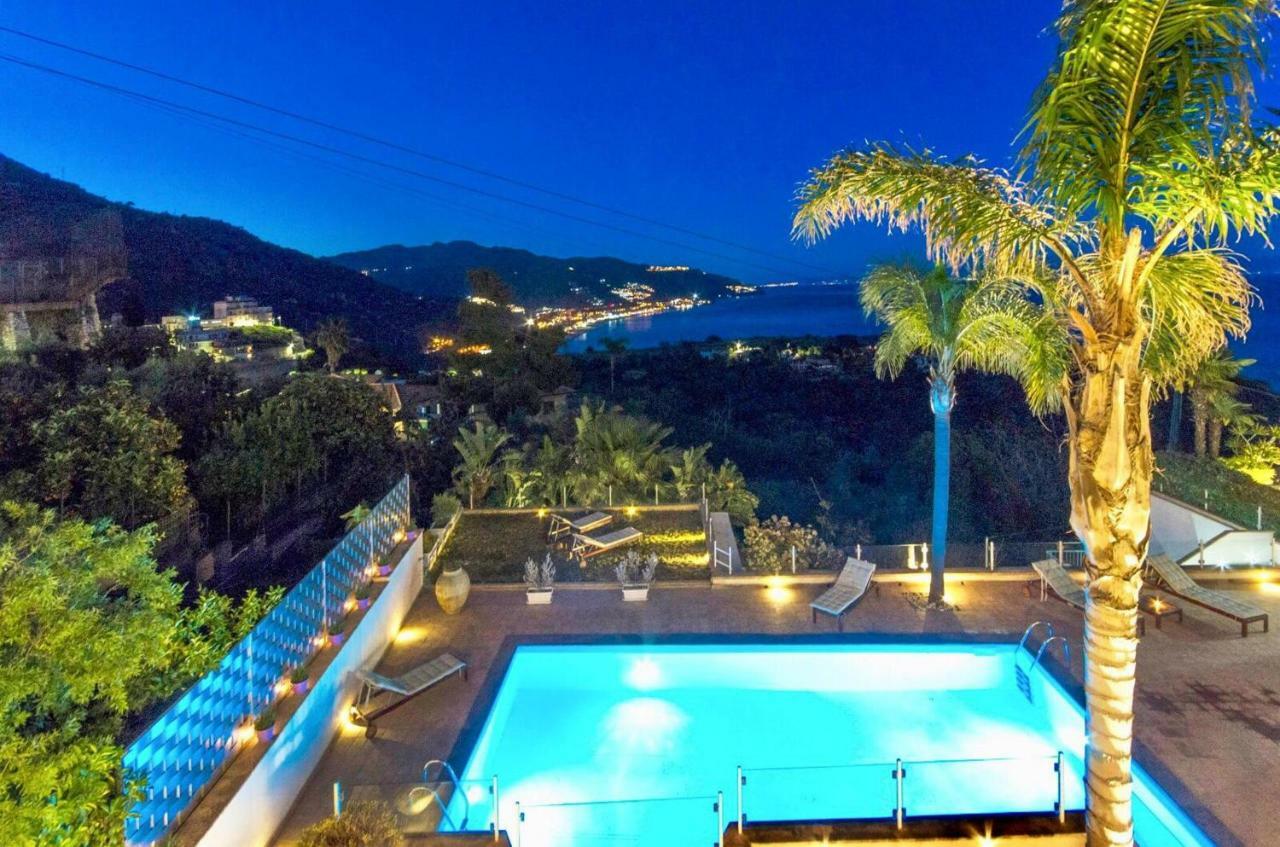 Luxury Taorum Villa With Spectacular Sea Views In Taormina Eksteriør bilde