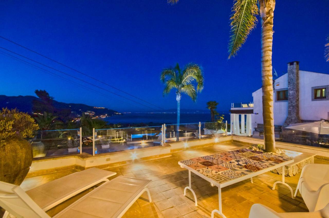Luxury Taorum Villa With Spectacular Sea Views In Taormina Eksteriør bilde