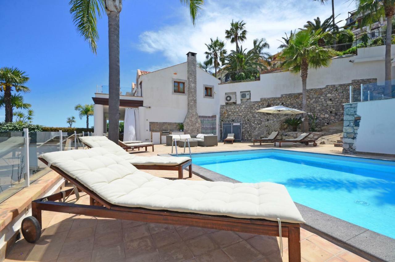 Luxury Taorum Villa With Spectacular Sea Views In Taormina Eksteriør bilde